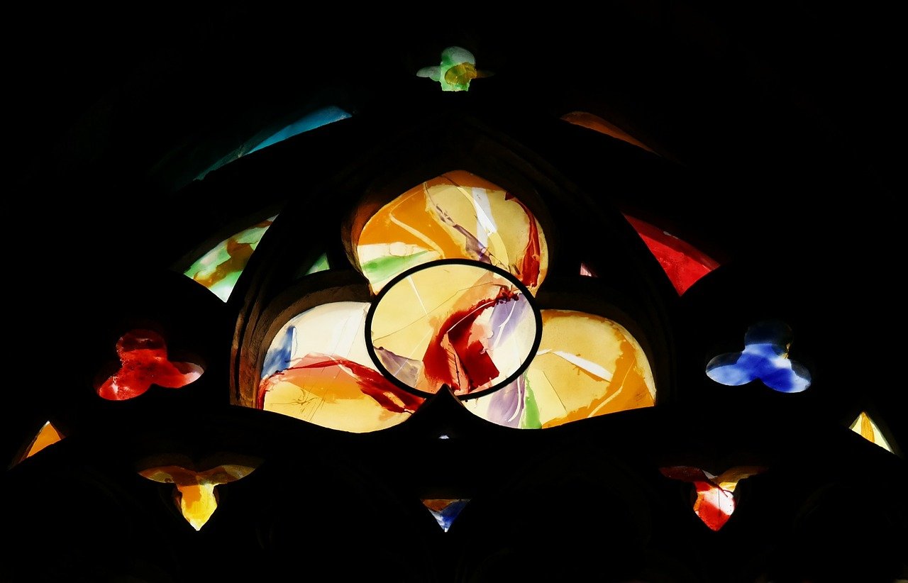 Bild: church-window-511751_1280 (Quelle: pixabay.com)