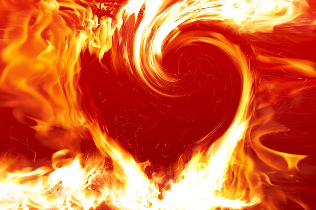 Bild: fire-heart-961194_640 (Quelle: pixabay.com)