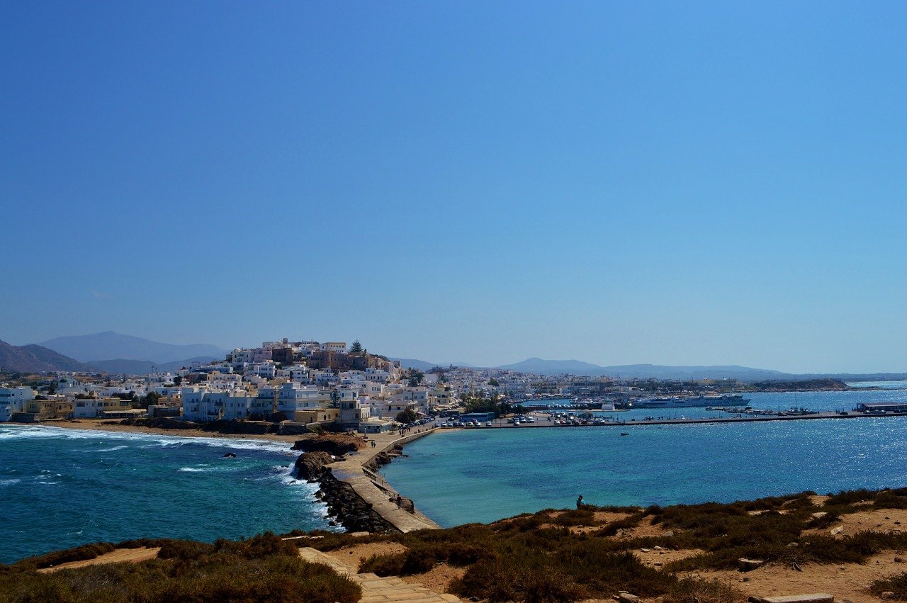 Bild: naxos-town-1289083_1280 (Quelle: pixabay.com)
