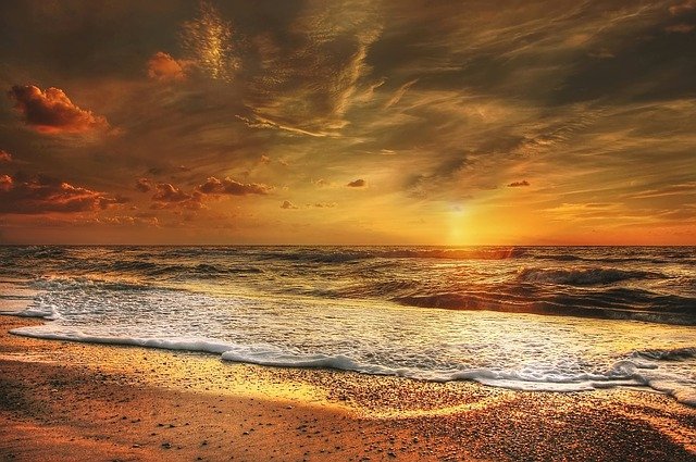 Bild: sunset-2191645_640-1 (Quelle: pixabay.com)